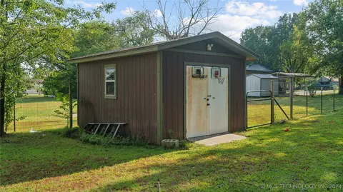 202 E Duncan Rd, Haskell, OK 74436 photo 9