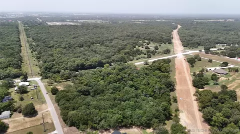 19080 Whippoorwill Ln, Ada, OK 74820 photo 35