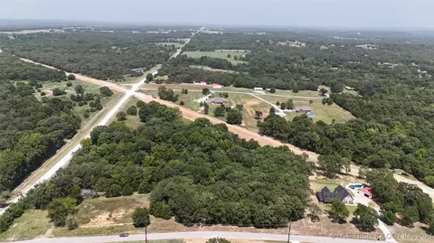19080 Whippoorwill Ln, Ada, OK 74820 photo 32
