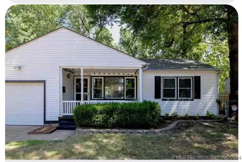 1425 E 49th St, Tulsa, OK 74105 photo 1