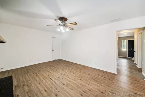 1715 E 59th St, Tulsa, OK 74105 photo 16