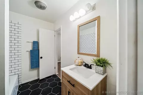 1715 E 59th St, Tulsa, OK 74105 photo 20