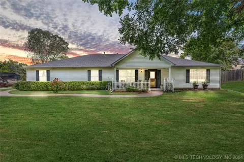 26289 E 121st St S, Coweta, OK 74429
