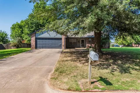 29583 E 156th St S, Coweta, OK 74429