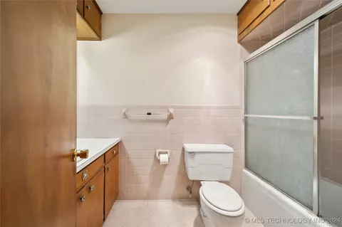 809 W Spring Ave, Checotah, OK 74426 photo 14