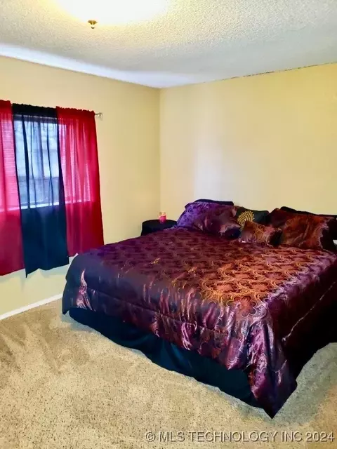 2203 E 67th Street 2002, Tulsa, OK 74136 photo 5