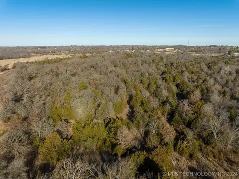 4 S Dobbs Rd, Harrah, OK 74857 photo 34