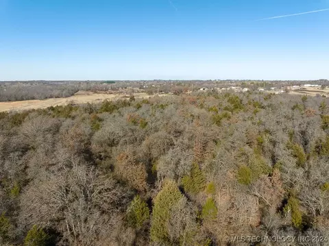 4 S Dobbs Rd, Harrah, OK 74857 photo 11