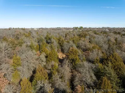 4 S Dobbs Rd, Harrah, OK 74857 photo 14
