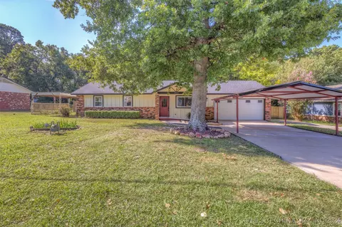 29016 E 154th St S, Coweta, OK 74429