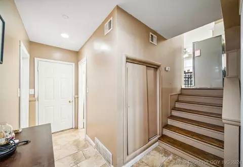 6730 E 8th St, Tulsa, OK 74112 photo 21