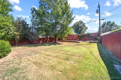 6730 E 8th St, Tulsa, OK 74112 photo 30