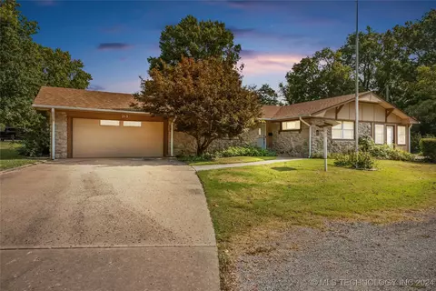 213 S Coo Y Yah St, Pryor, OK 74361