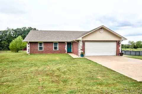 106167 N 3800 Rd, Okemah, OK 74859