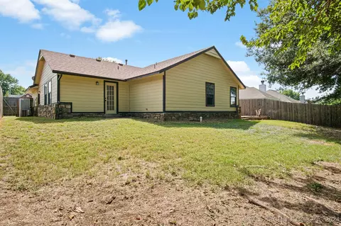 1401 E 138th Pl, Glenpool, OK 74033 photo 28