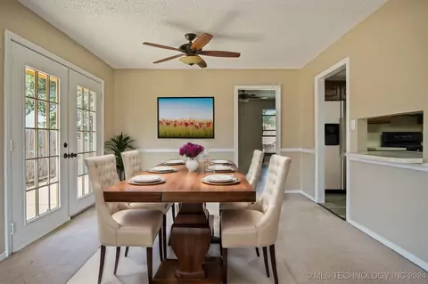 1401 E 138th Pl, Glenpool, OK 74033 photo 9