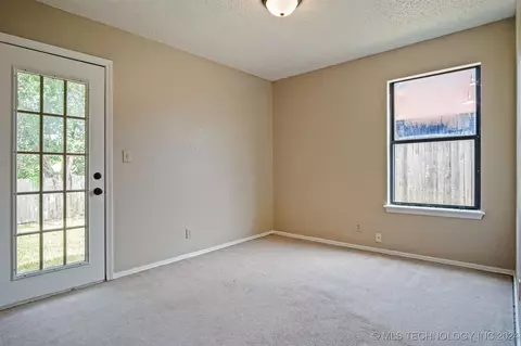 1401 E 138th Pl, Glenpool, OK 74033 photo 23