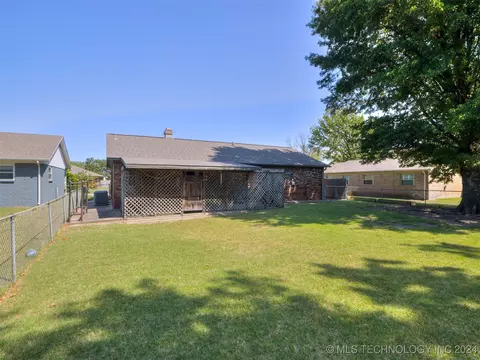 9322 E 48th St, Tulsa, OK 74145 photo 36
