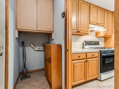 9322 E 48th St, Tulsa, OK 74145 photo 30