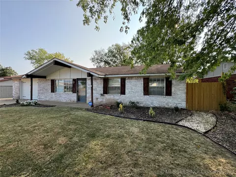 902 Parkview Dr, Cushing, OK 74023 photo 1