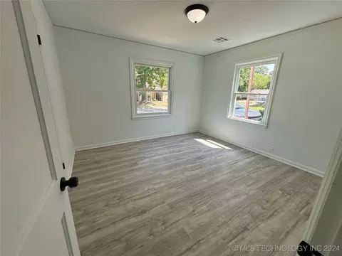3544 E King Pl, Tulsa, OK 74115 photo 16