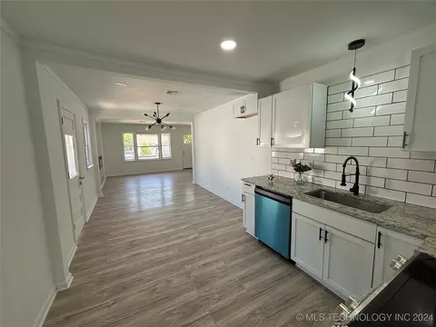 3544 E King Pl, Tulsa, OK 74115 photo 21