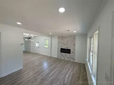 3544 E King Pl, Tulsa, OK 74115 photo 2