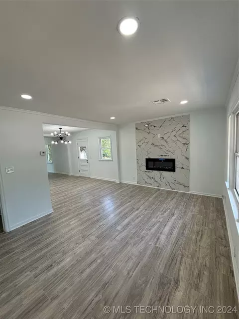 3544 E King Pl, Tulsa, OK 74115 photo 4