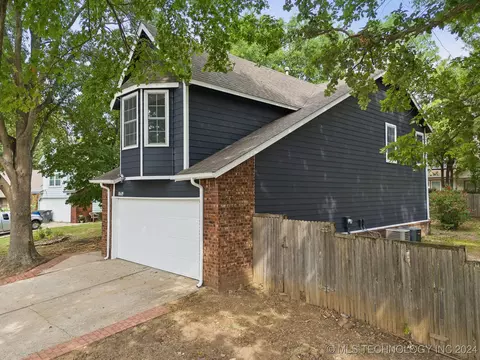 8619 E 87th Pl, Tulsa, OK 74133 photo 2