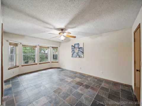 8619 E 87th Pl, Tulsa, OK 74133 photo 16