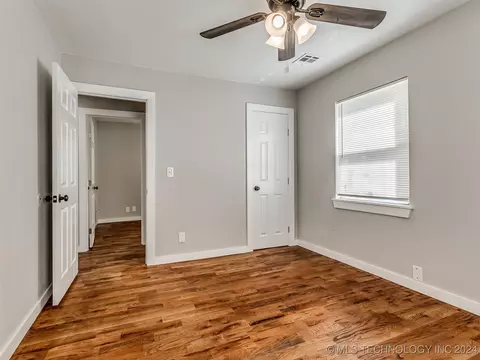 7129 E Marshall Pl, Tulsa, OK 74115 photo 16