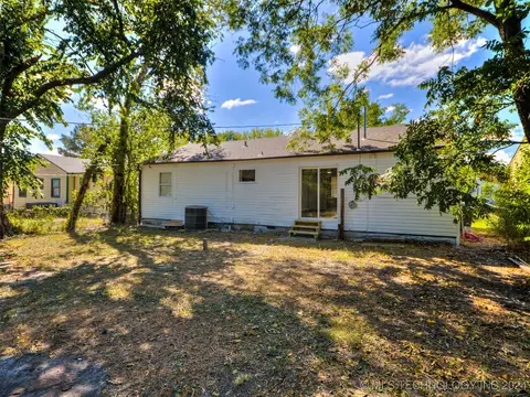 7129 E Marshall Pl, Tulsa, OK 74115 photo 26