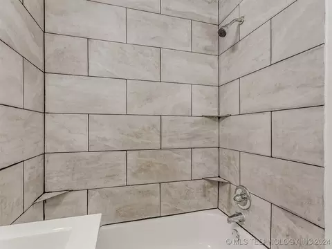 7129 E Marshall Pl, Tulsa, OK 74115 photo 21
