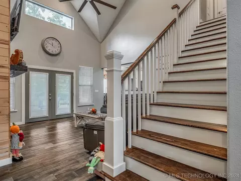 807 N E St, Eufaula, OK 74432 photo 7