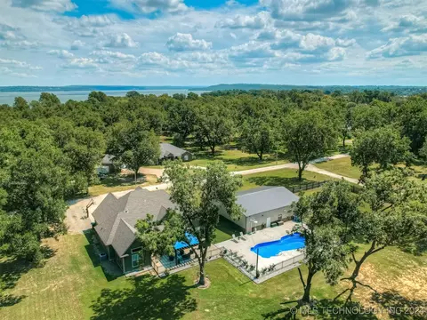 807 N E St, Eufaula, OK 74432 photo 3