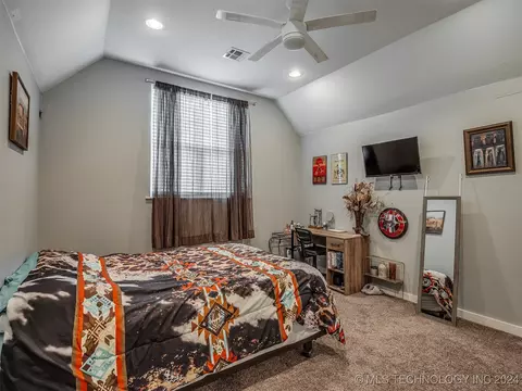 807 N E St, Eufaula, OK 74432 photo 29