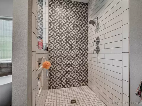 807 N E St, Eufaula, OK 74432 photo 21