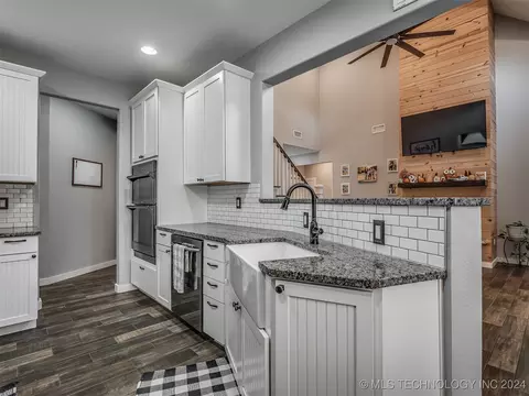 807 N E St, Eufaula, OK 74432 photo 11