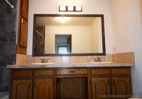 452002 E 965, Vian, OK 74962 photo 21