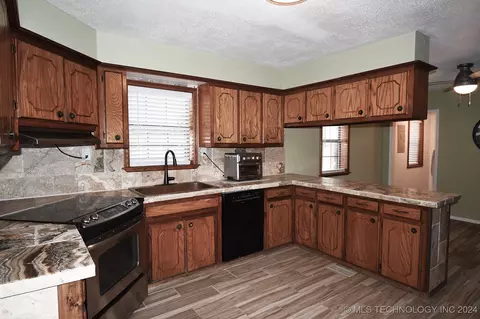 452002 E 965, Vian, OK 74962 photo 13
