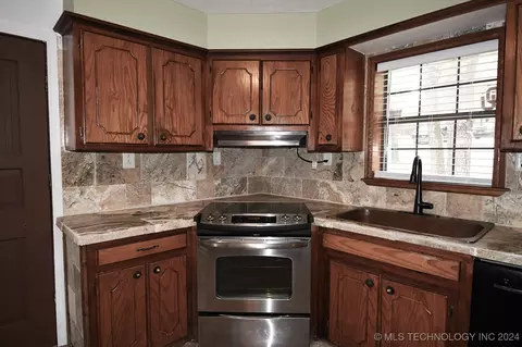 452002 E 965, Vian, OK 74962 photo 12