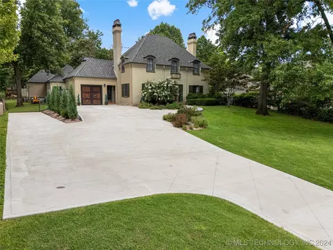 2521 E 31st St, Tulsa, OK 74105 photo 3