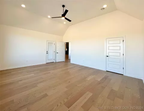 203 E 166th Pl S, Glenpool, OK 74033 photo 55