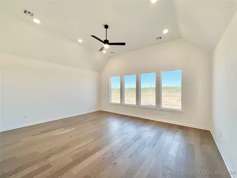 203 E 166th Pl S, Glenpool, OK 74033 photo 52