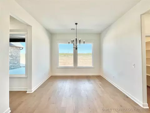 203 E 166th Pl S, Glenpool, OK 74033 photo 19