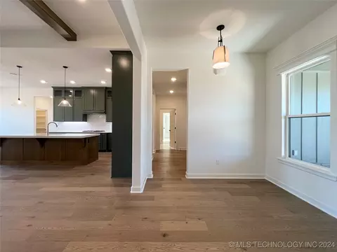 203 E 166th Pl S, Glenpool, OK 74033 photo 26