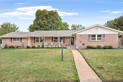 5209 E 20th St, Tulsa, OK 74112 photo 3
