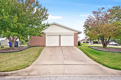 5209 E 20th St, Tulsa, OK 74112 photo 5