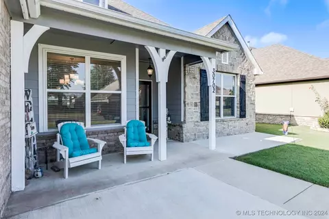 30702 E 65th St S, Broken Arrow, OK 74014 photo 1