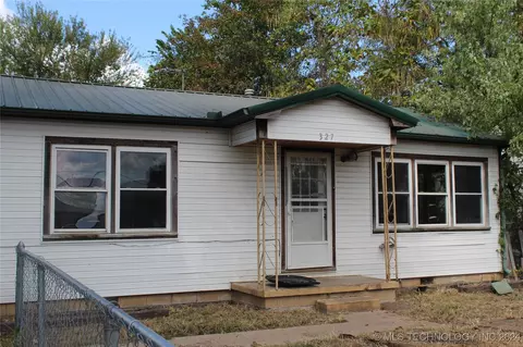 327 SW Graham Ct, Pryor, OK 74361